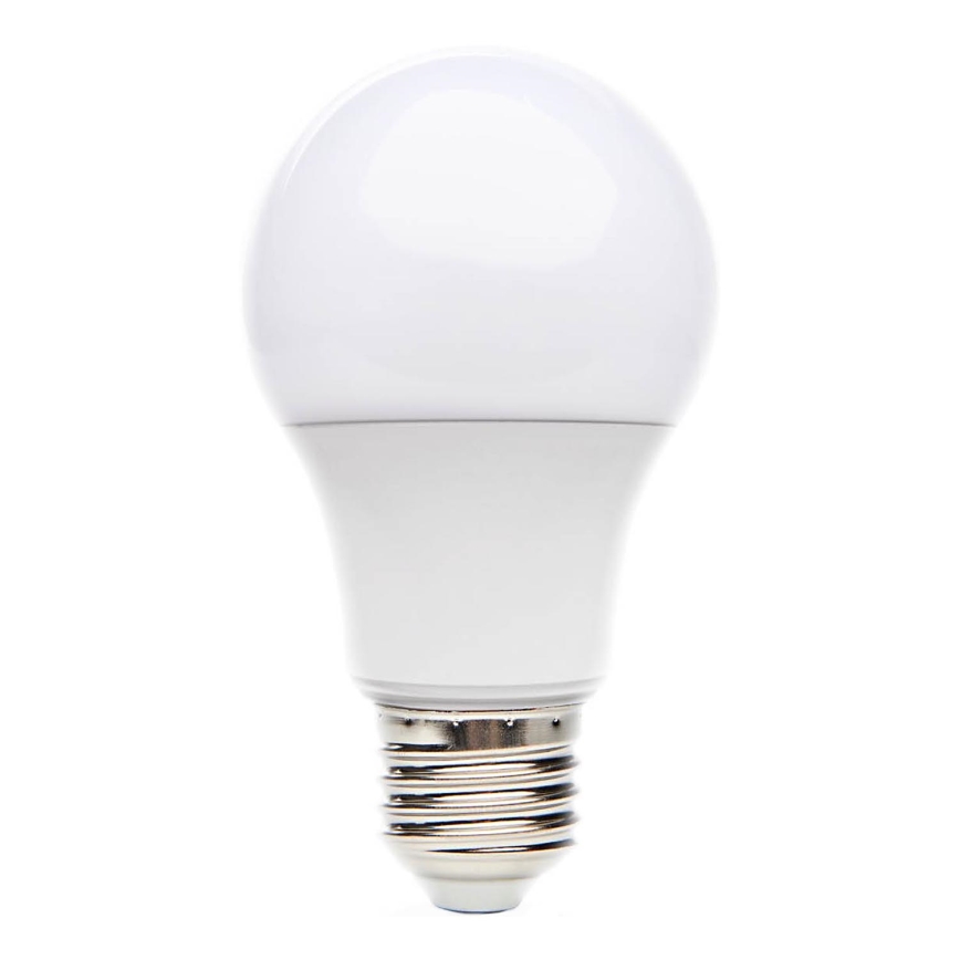 LED Крушка E27/8,5W/230V 3000K