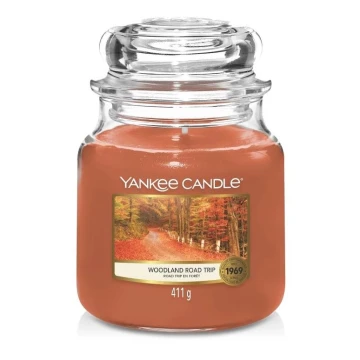 Yankee Candle - Ароматна свещ WOODLAND ROAD TRIP средна 411 гр 65-75 часа